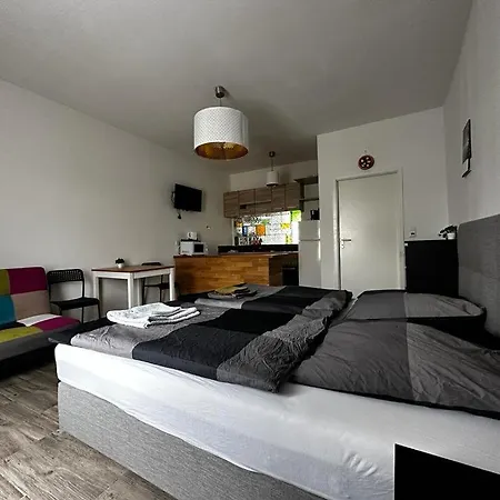And Comfortable In Pankow * Berlín